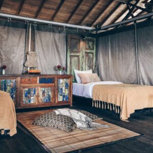 GLAMPING